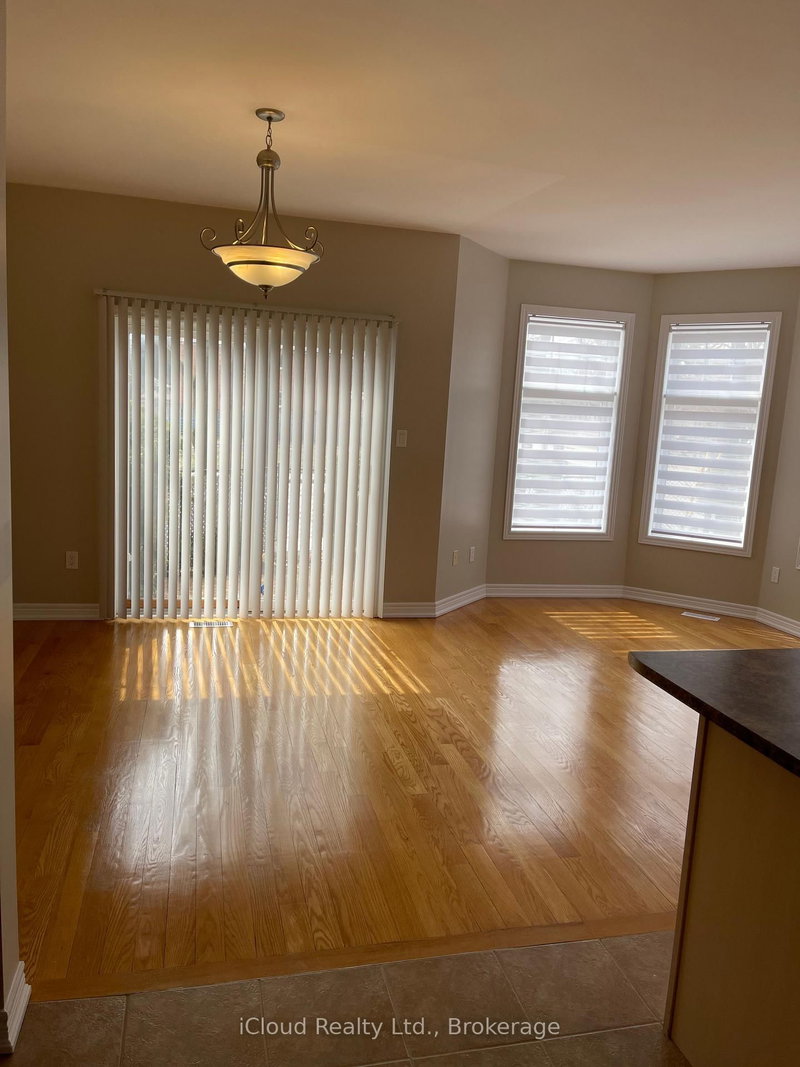 A - 9 Benson Ave, Mississauga, L5H 2P1 | Image 3