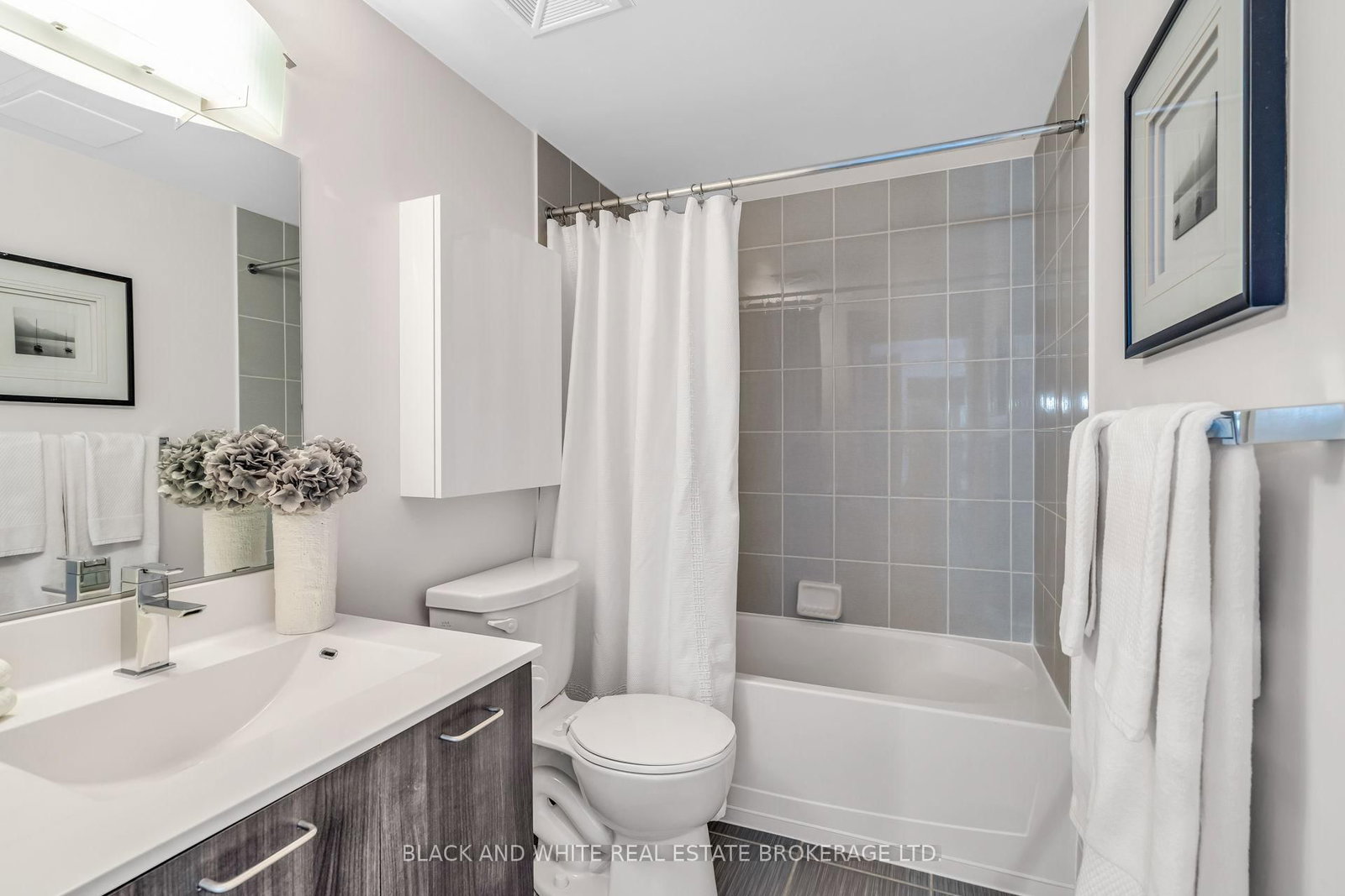 Condo for sale at 403-20 Joe Shuster Way, Toronto, Ontario, M6K 0A3 - South Parkdale - MLS: W12941560