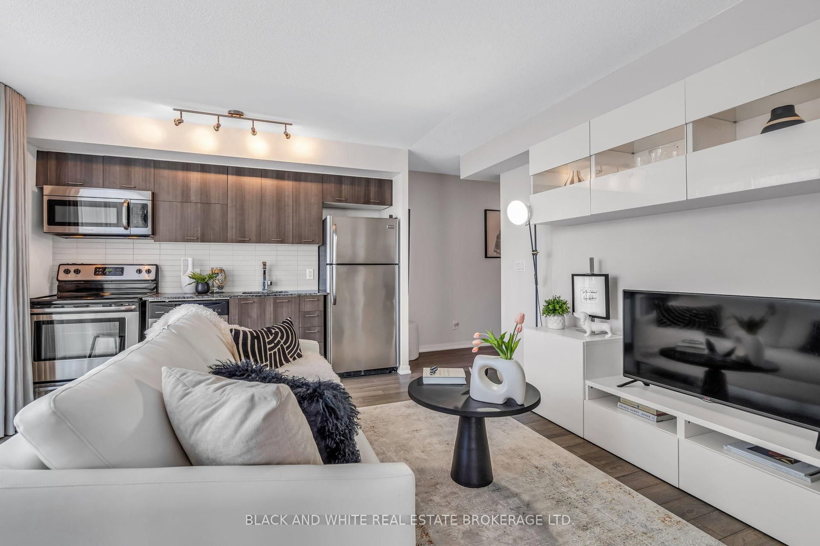 Condo for sale at 403-20 Joe Shuster Way, Toronto, Ontario, M6K 0A3 - South Parkdale - MLS: W12941560