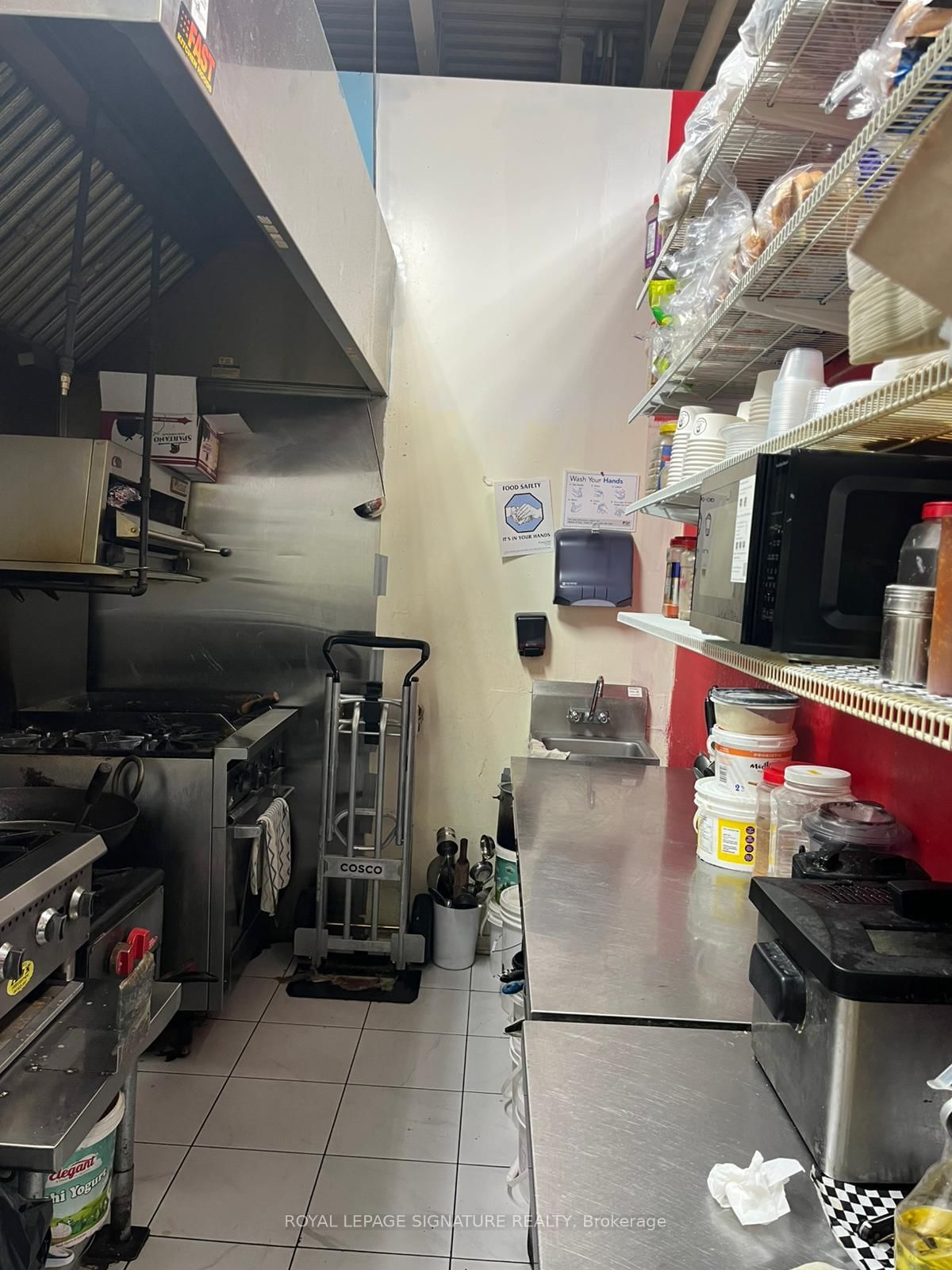 7215 Goreway Drive, Unit 2A16 - Photo 8