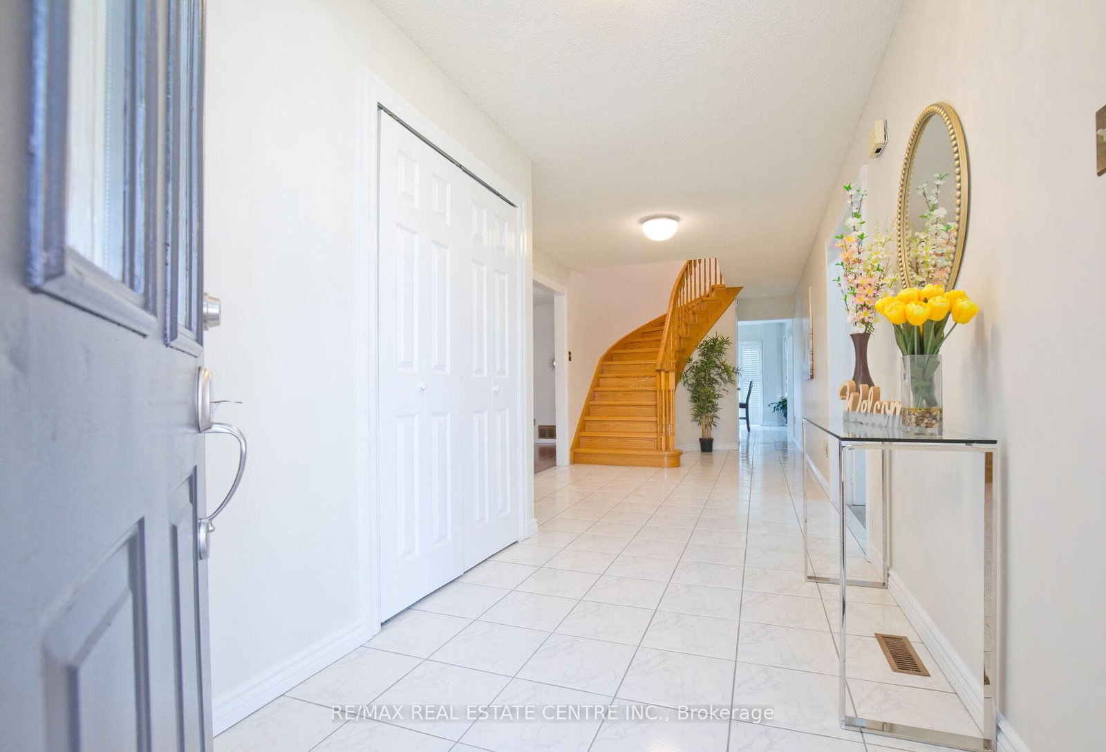 Detached House for sale at 34 Smithers Crescent, Brampton, Ontario, L6Y 3K8 - Brampton South - MLS: W12941596