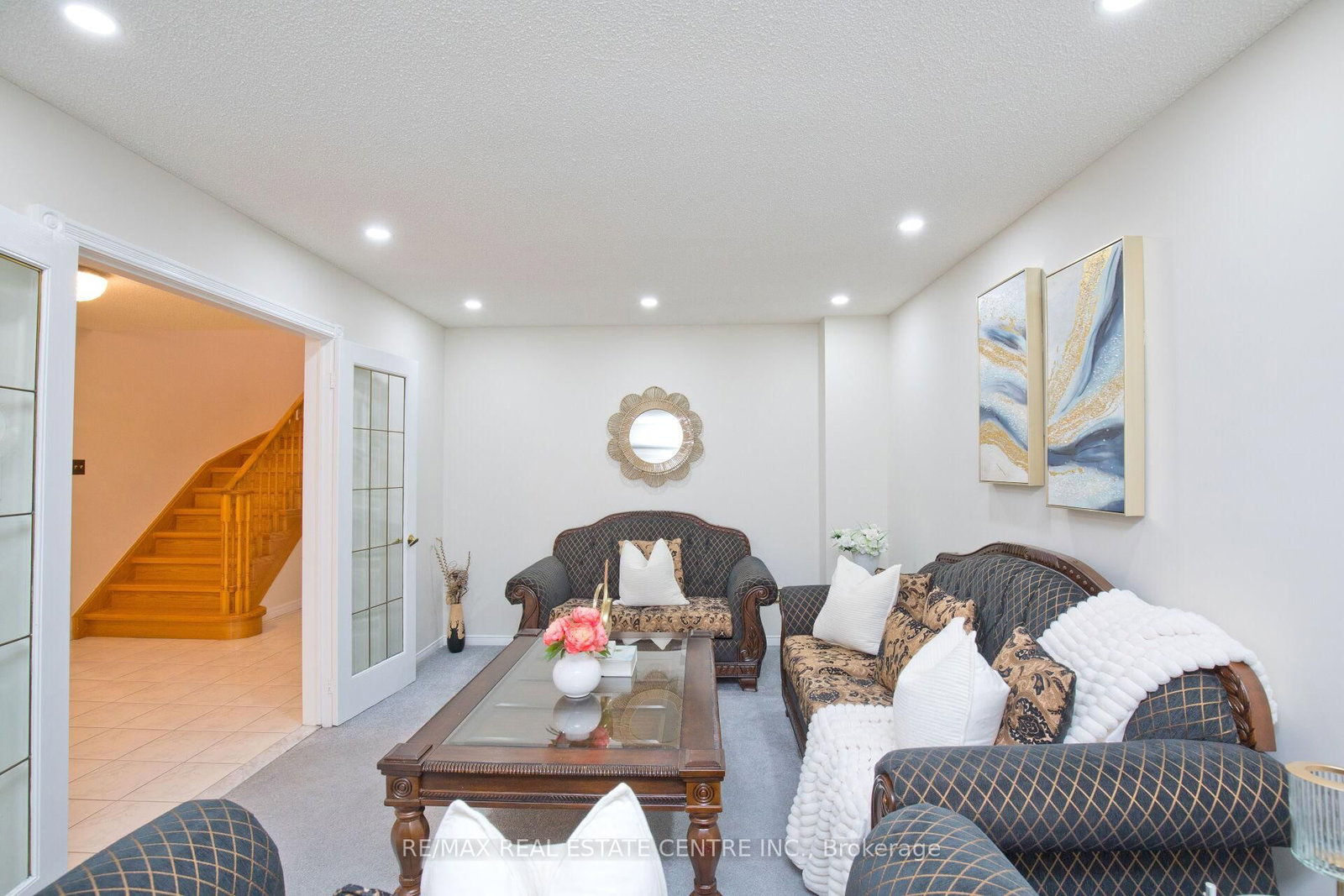 Detached House for sale at 34 Smithers Crescent, Brampton, Ontario, L6Y 3K8 - Brampton South - MLS: W12941596