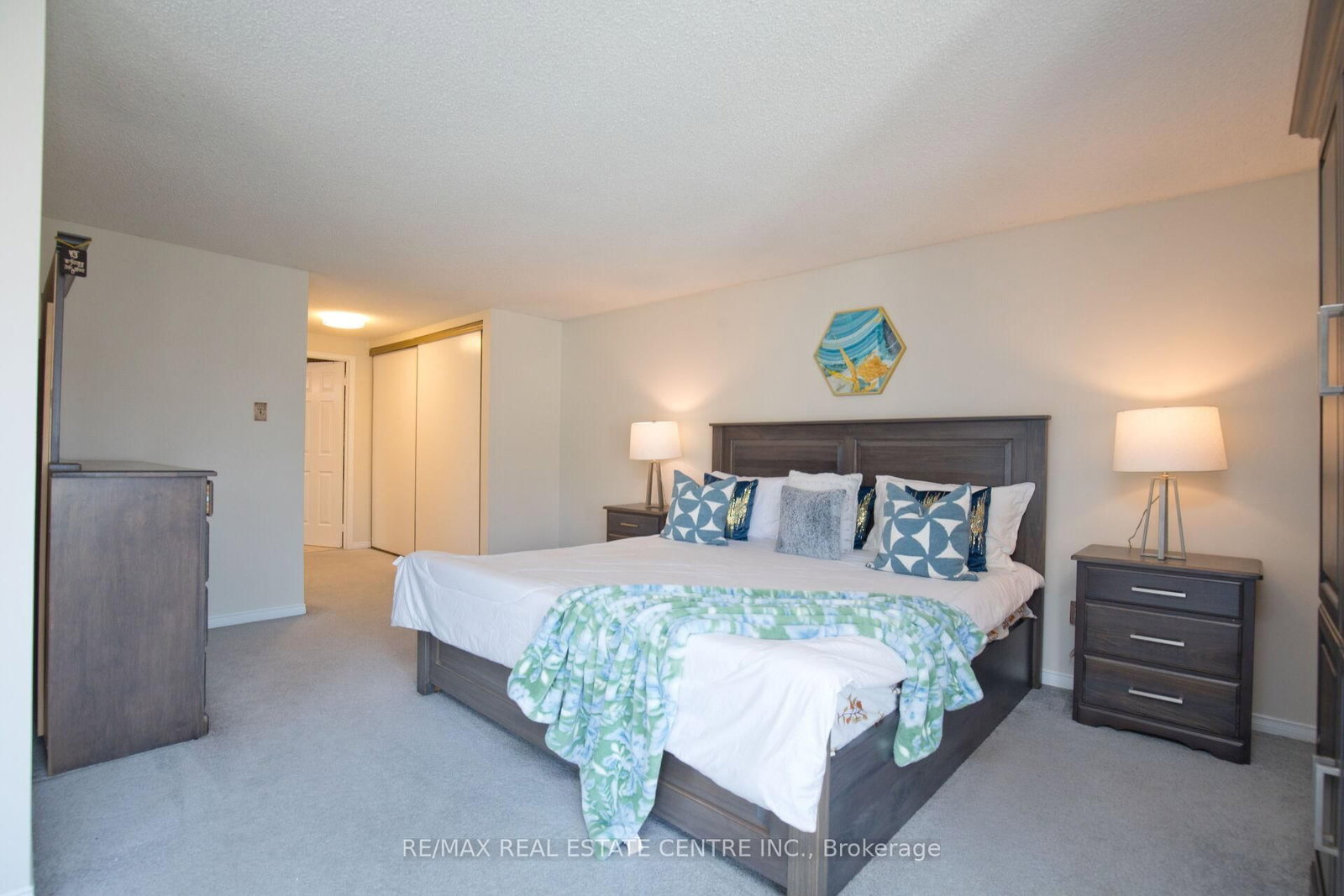 Detached House for sale at 34 Smithers Crescent, Brampton, Ontario, L6Y 3K8 - Brampton South - MLS: W12941596