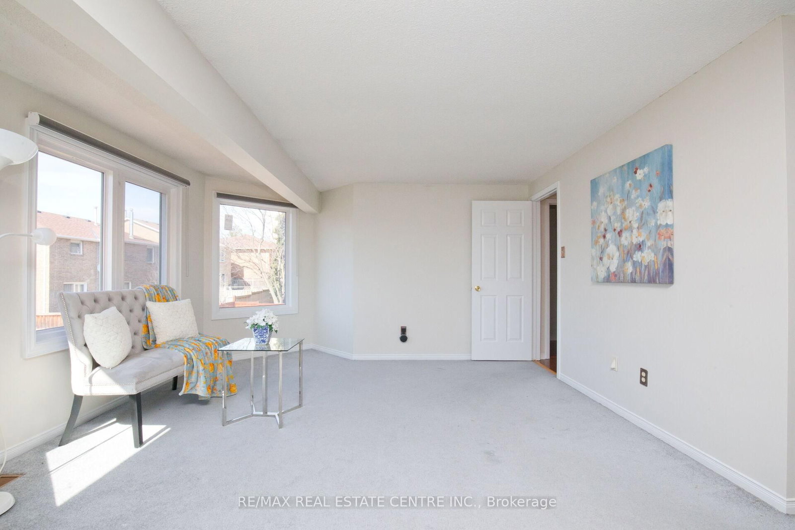 Detached House for sale at 34 Smithers Crescent, Brampton, Ontario, L6Y 3K8 - Brampton South - MLS: W12941596