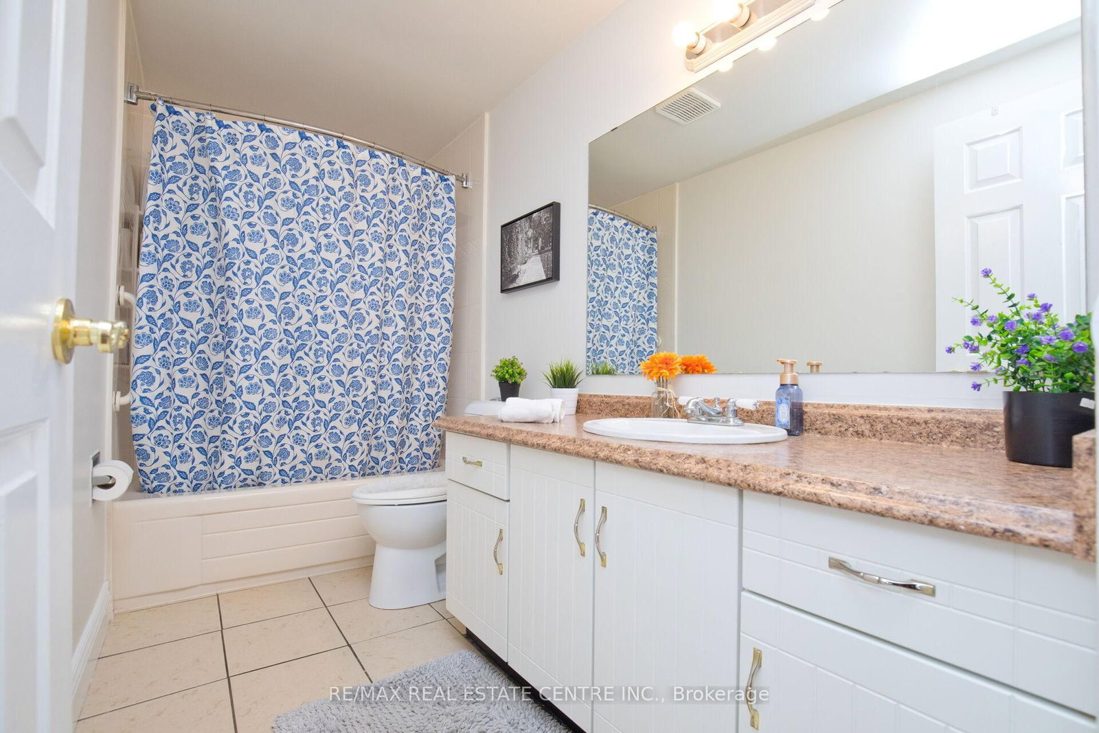 Detached House for sale at 34 Smithers Crescent, Brampton, Ontario, L6Y 3K8 - Brampton South - MLS: W12941596