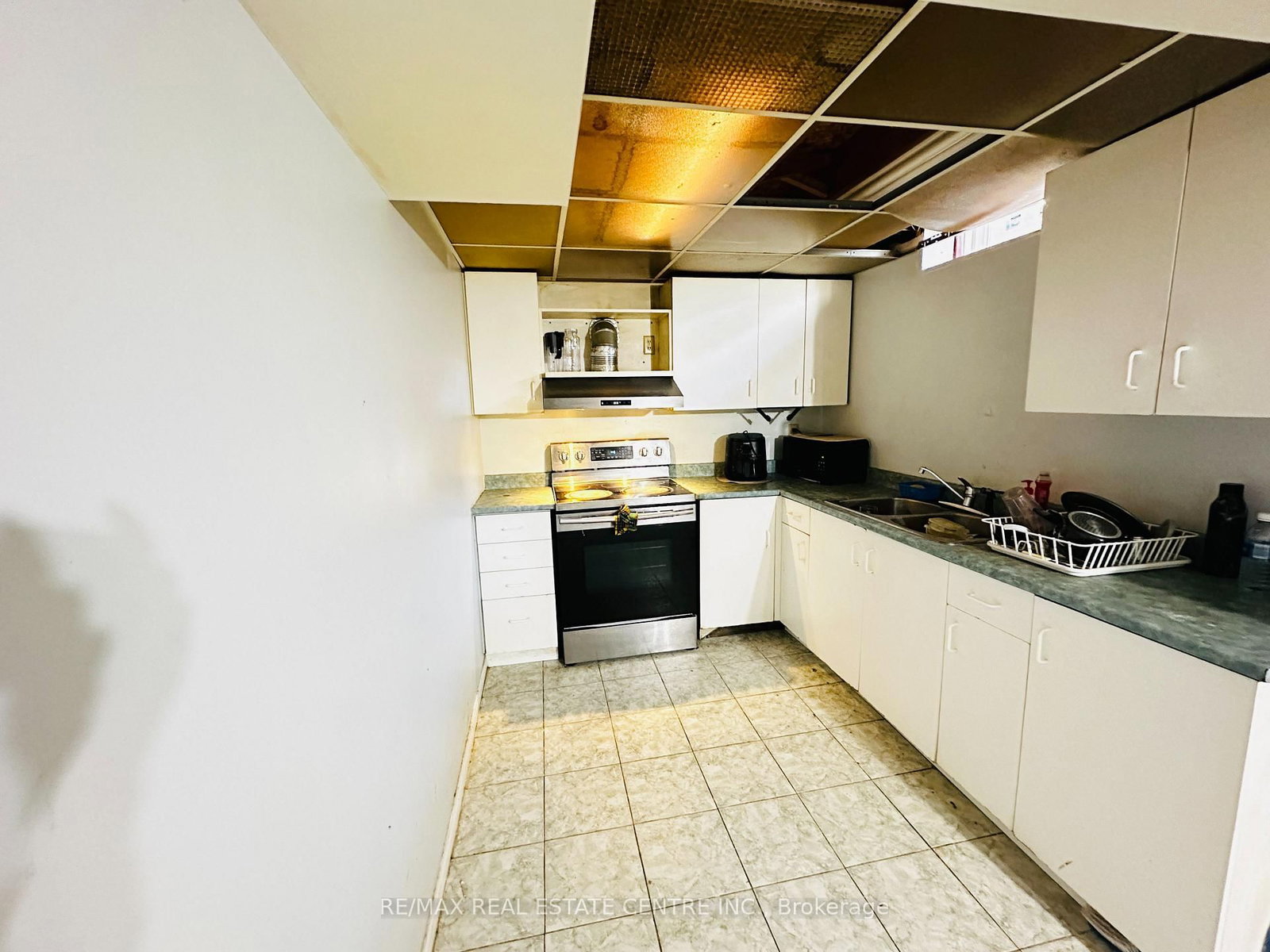 Detached House for sale at 34 Smithers Crescent, Brampton, Ontario, L6Y 3K8 - Brampton South - MLS: W12941596