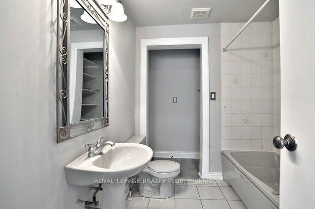 48 Birkbank Dr, Oakville, L6J 4Y9 | Image 2