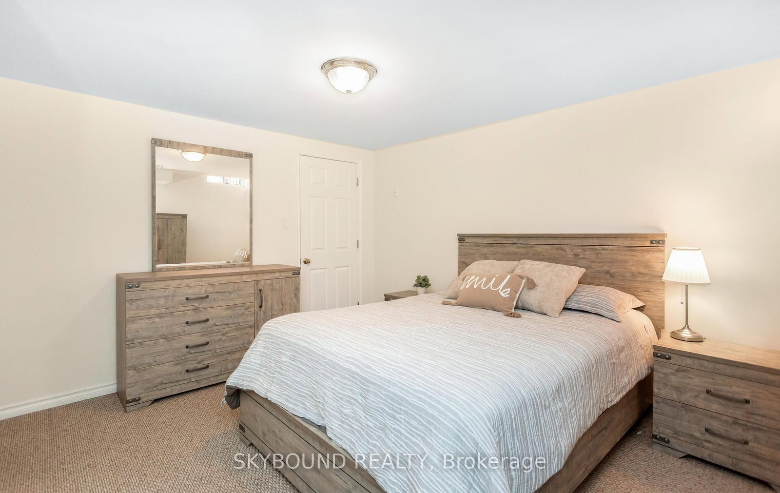 Semi-Detached House for sale at 1057 Cooper Avenue, Milton, Ontario, L9T 5W6 - Beaty - MLS: W12941872