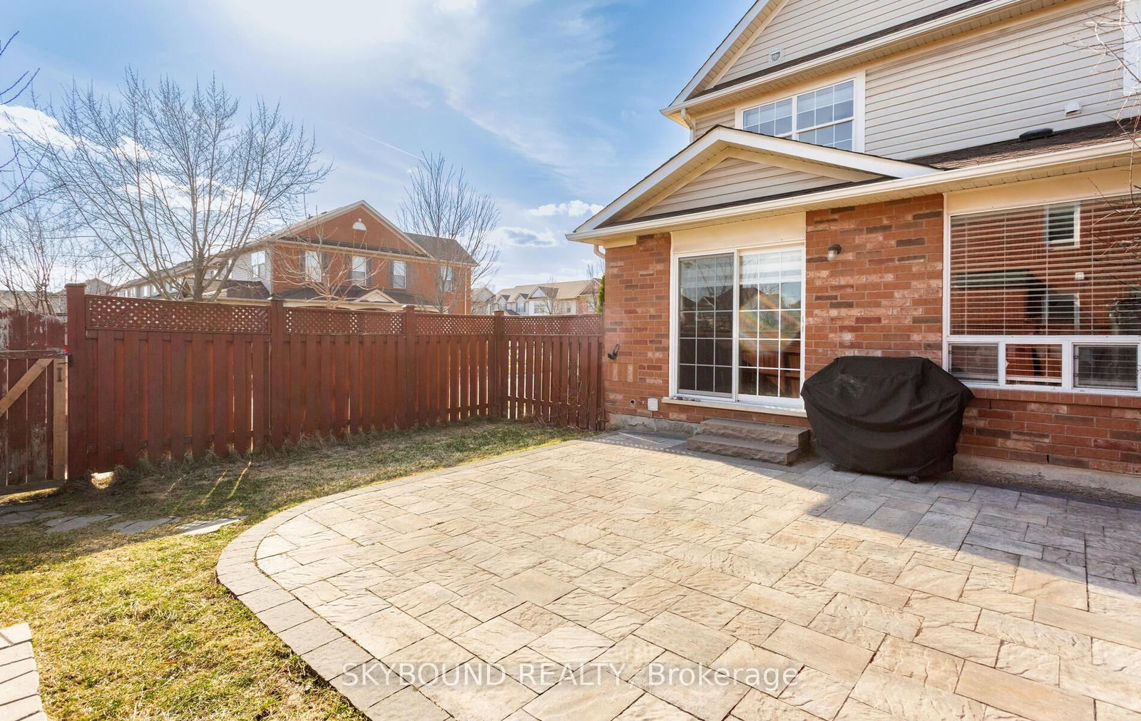 Semi-Detached House for sale at 1057 Cooper Avenue, Milton, Ontario, L9T 5W6 - Beaty - MLS: W12941872