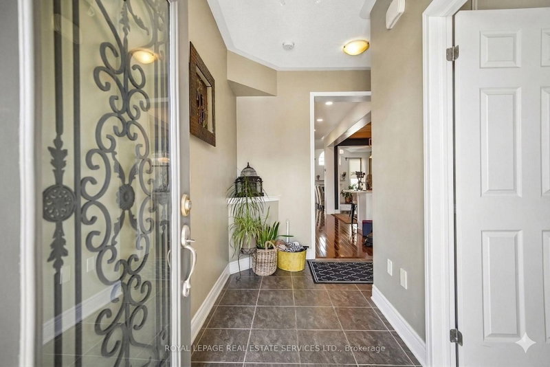 693 Savoline Blvd, Milton, L9T 0N2 | Image 3