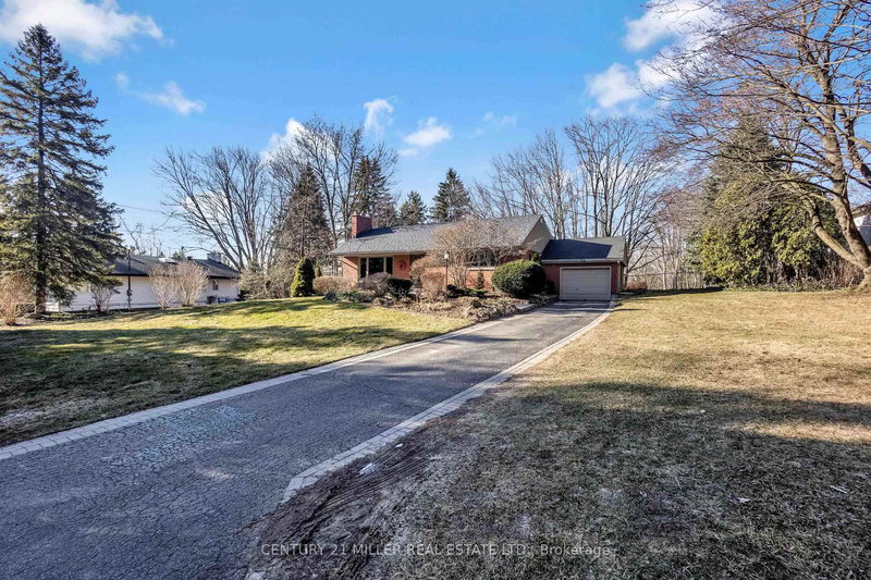 1898 Waterdown Rd, Burlington, L7P 0T2 | Image 3