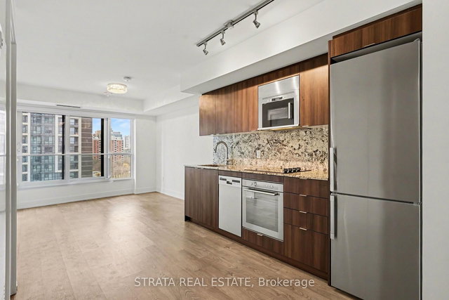 732 - 5 Mabelle Avenue