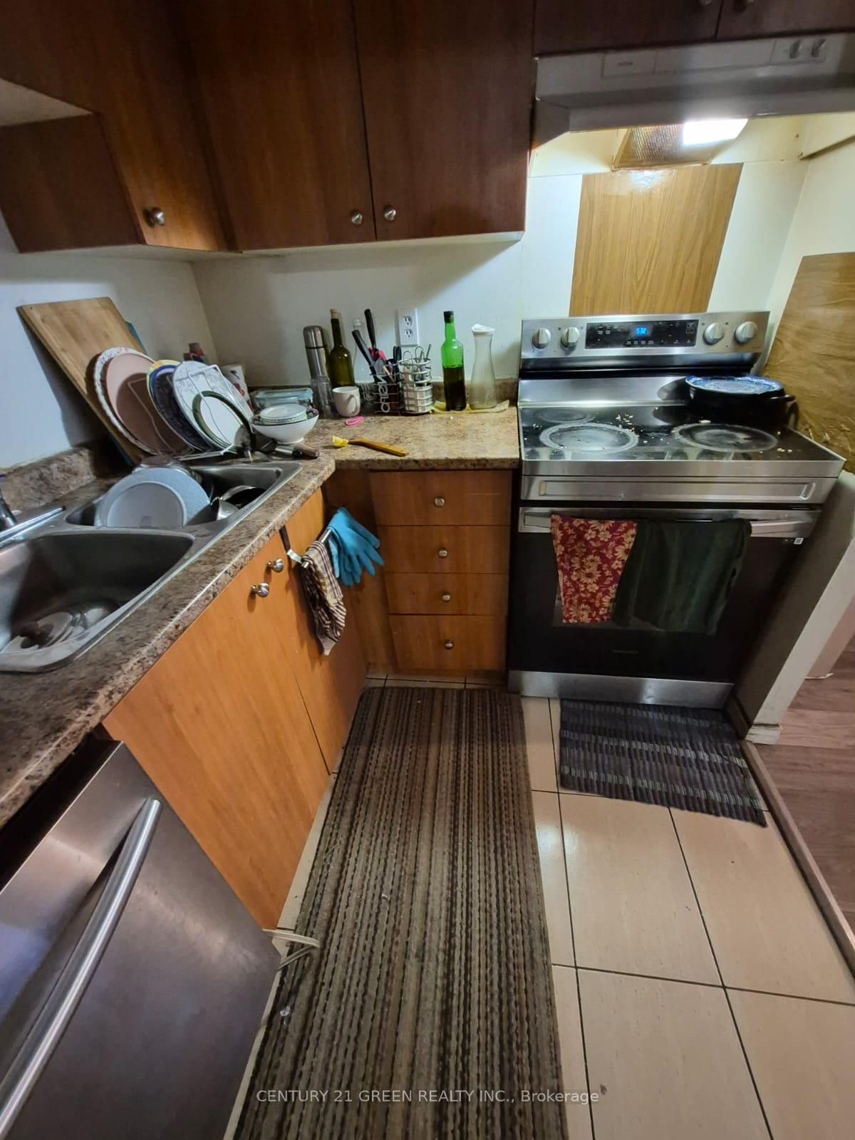 145 HILLCREST Avenue, Unit 413 - Photo 14