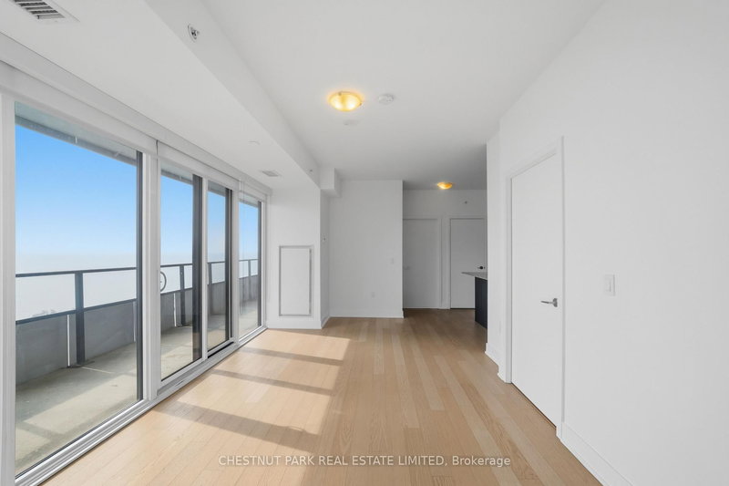 home for lease on 3416-30 Shore Breeze Drive