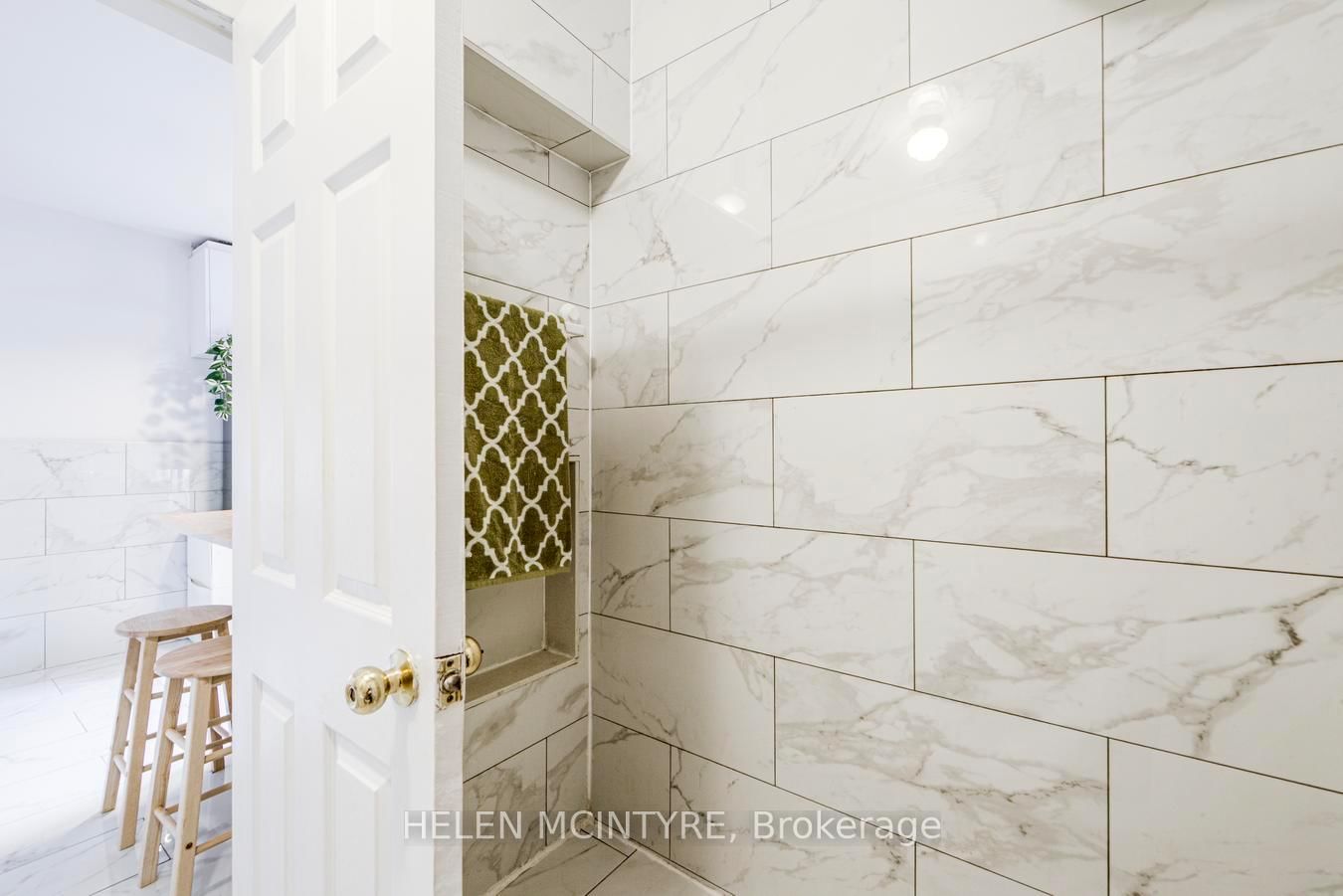 Detached House for sale at 2 Birch Tree Crescent, Toronto, Ontario, M6M 2K8 - Mount Dennis - MLS: W12942450