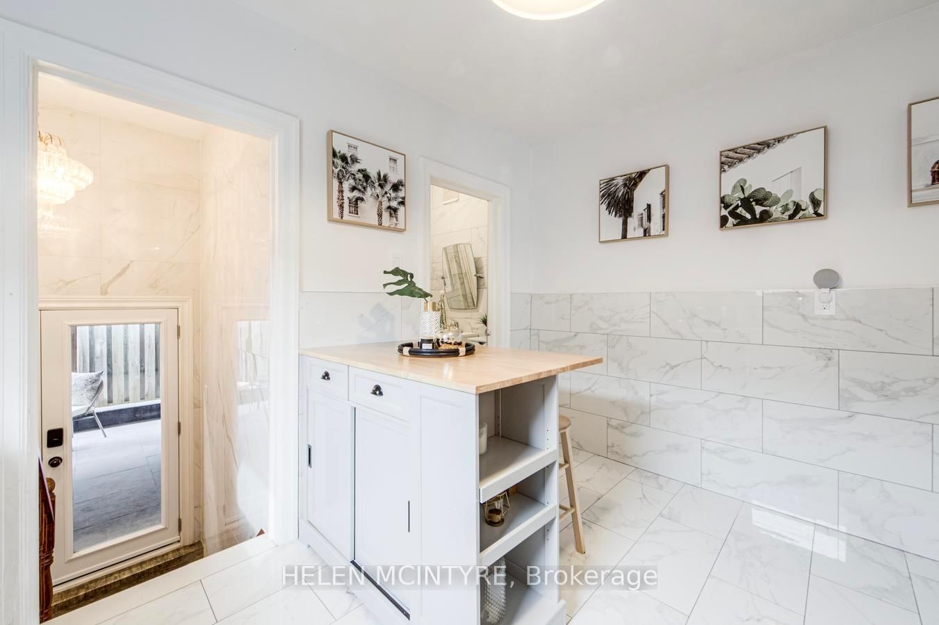 Detached House for sale at 2 Birch Tree Crescent, Toronto, Ontario, M6M 2K8 - Mount Dennis - MLS: W12942450