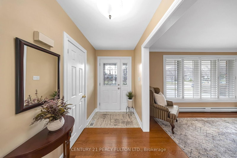 2553 Stillmeadow Rd, Mississauga, L5B 1X8 | Image 2