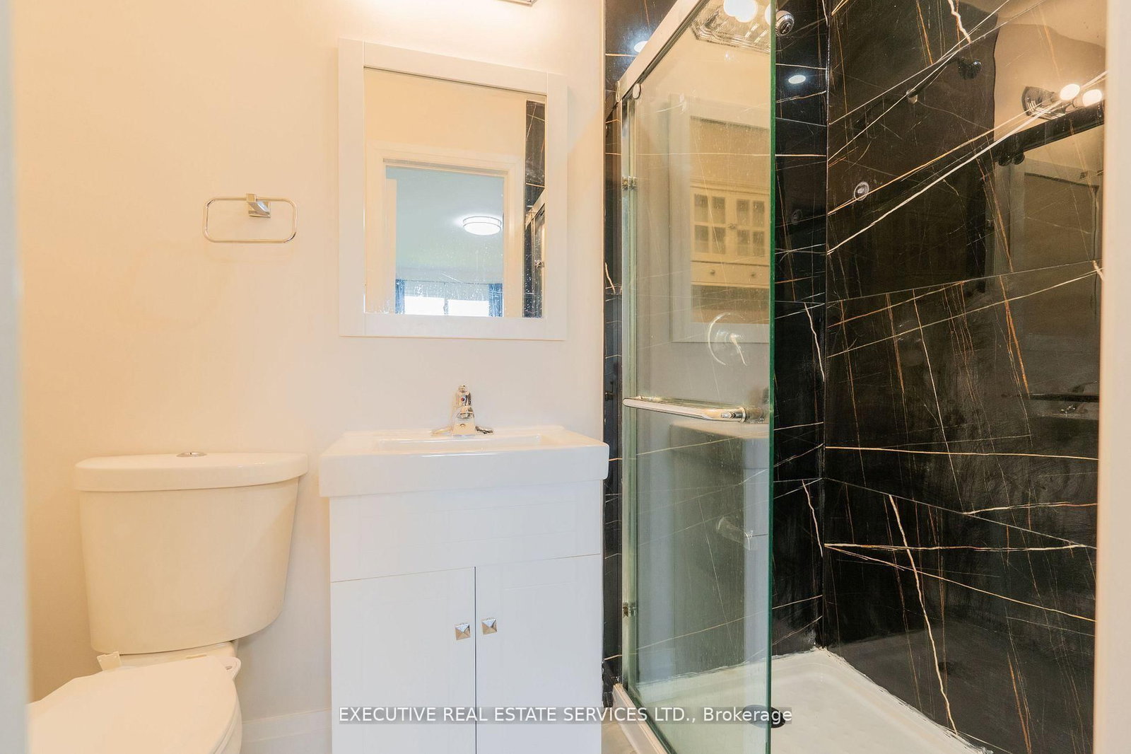 Detached House for sale at 36 Blueridge Square, Brampton, Ontario, L6Z 1A1 - Heart Lake West - MLS: W12942716