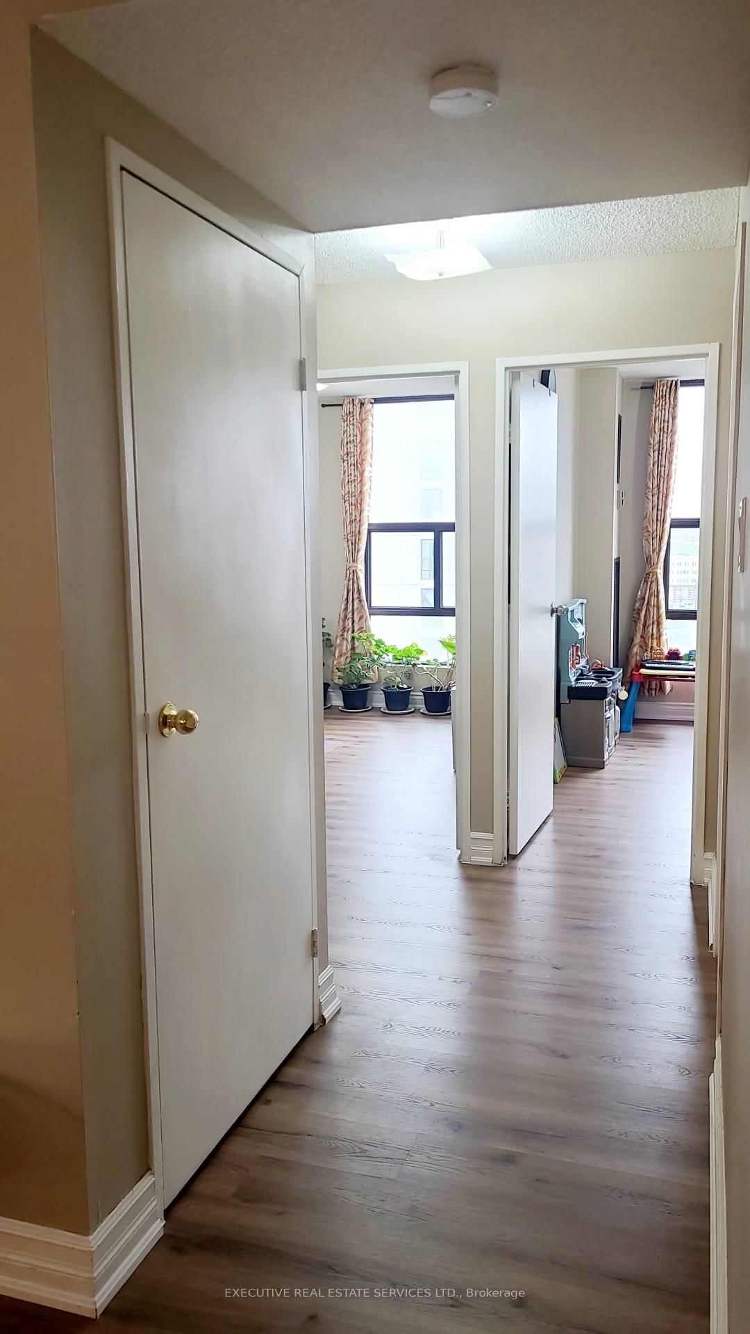 4 Kings Cross Road • #1512 • Brampton, ON photo 36
