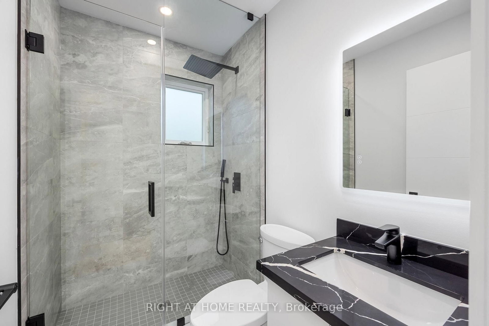 Detached House for sale at 584 WALKERS Line, Burlington, Ontario, L7N 2E5 - Roseland - MLS: W12942902