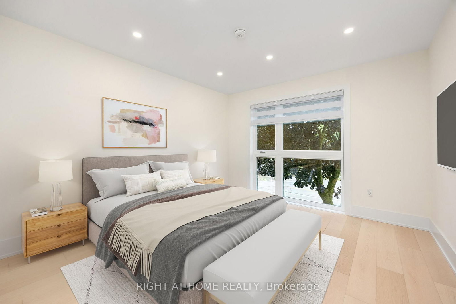 Detached House for sale at 584 WALKERS Line, Burlington, Ontario, L7N 2E5 - Roseland - MLS: W12942902