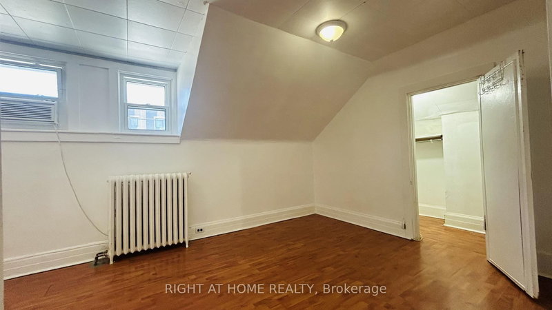 2 - 60 Long Branch Ave, Toronto, M8W 3J2 | Image 2