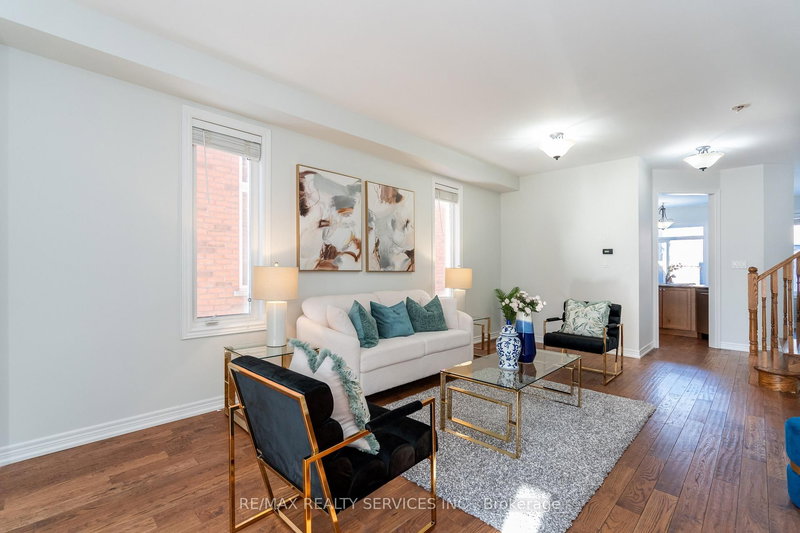 112 Amaranth Cres, Brampton, L7A 0L5 | Image 3