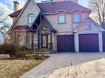 350 Queen Mary Dr | Oakville | Image