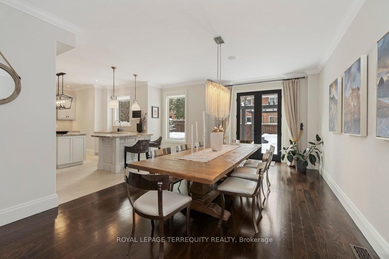 Detached House for sale at 12 Elliott Avenue, Toronto, Ontario, M8X 2P8 - Kingsway South - MLS: W12943316