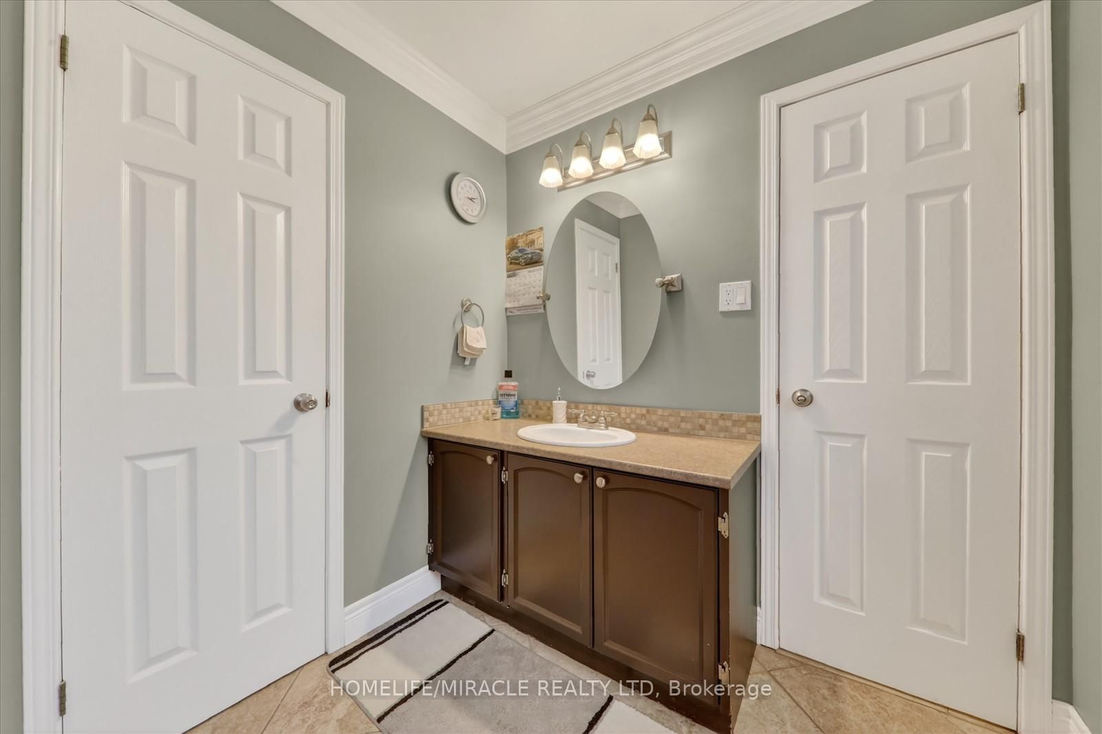 Semi-Detached House for sale at 113 Fanshawe Drive, Brampton, Ontario, L6Z 1A8 - Heart Lake West - MLS: W12943568