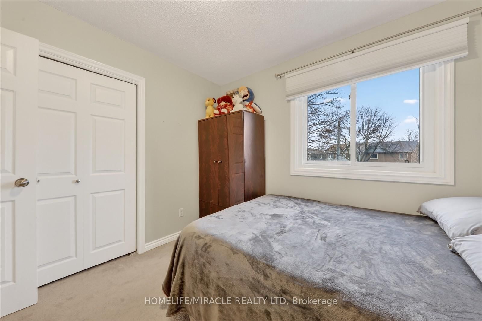 Semi-Detached House for sale at 113 Fanshawe Drive, Brampton, Ontario, L6Z 1A8 - Heart Lake West - MLS: W12943568