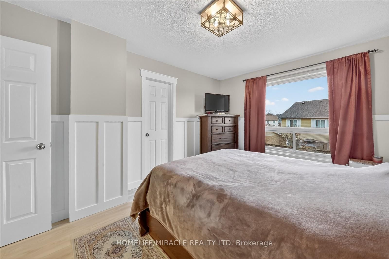 Semi-Detached House for sale at 113 Fanshawe Drive, Brampton, Ontario, L6Z 1A8 - Heart Lake West - MLS: W12943568