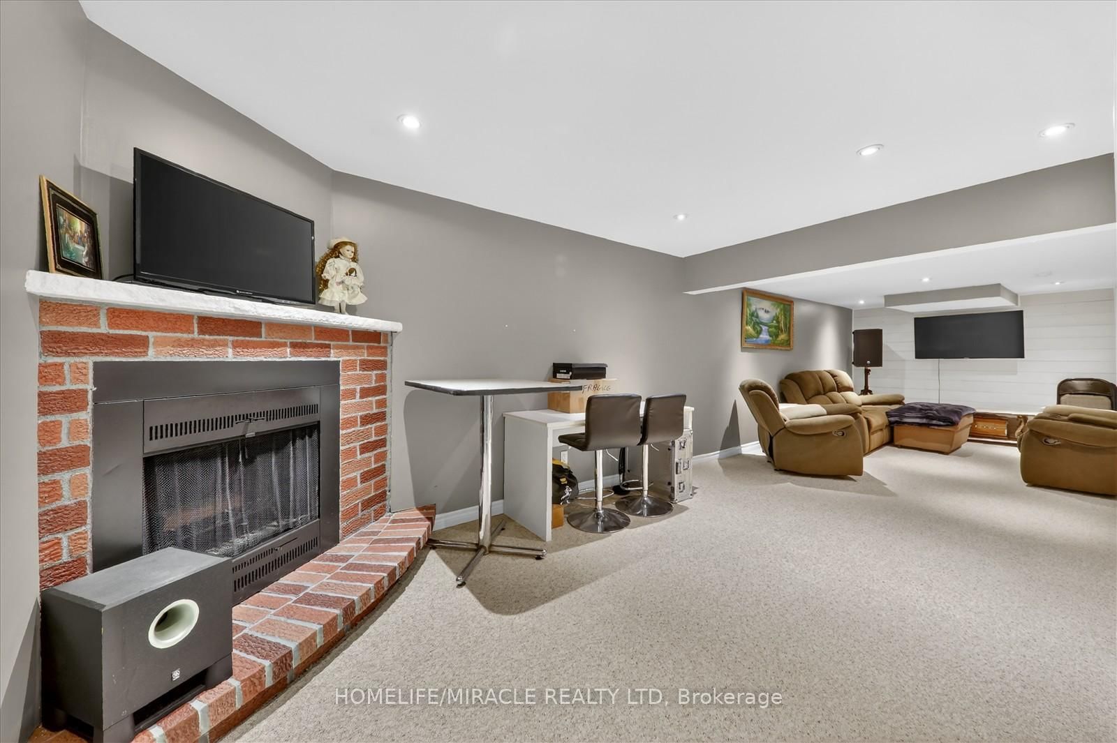 Semi-Detached House for sale at 113 Fanshawe Drive, Brampton, Ontario, L6Z 1A8 - Heart Lake West - MLS: W12943568