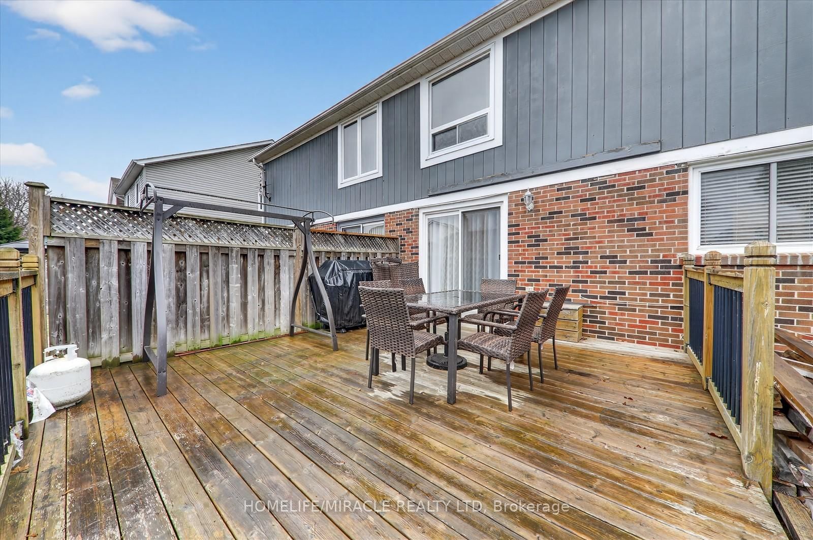 Semi-Detached House for sale at 113 Fanshawe Drive, Brampton, Ontario, L6Z 1A8 - Heart Lake West - MLS: W12943568