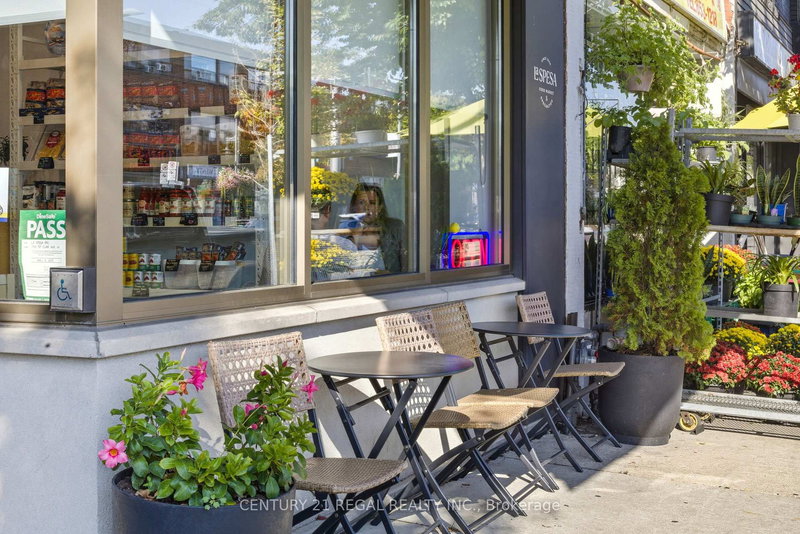 1700 St Clair Ave W, Toronto, M6N 1J1 | Image 2