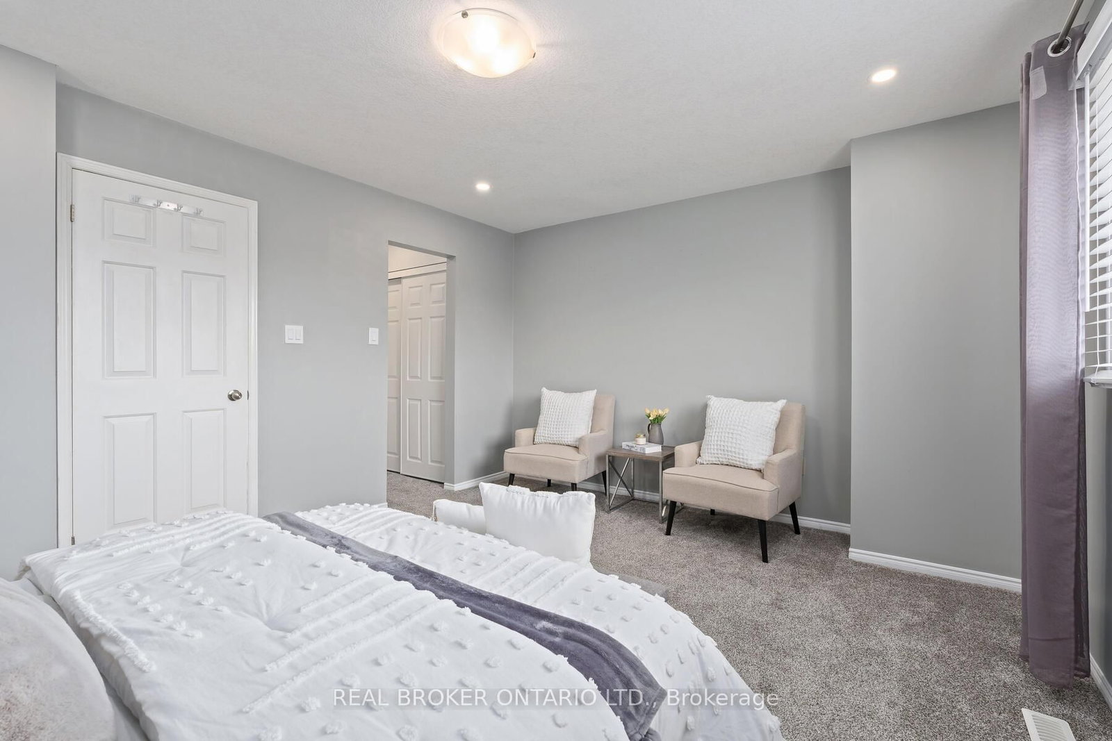 Detached House for sale at 15 Smith Drive, Halton Hills, Ontario, L7G 5K7 - Georgetown - MLS: W12943898