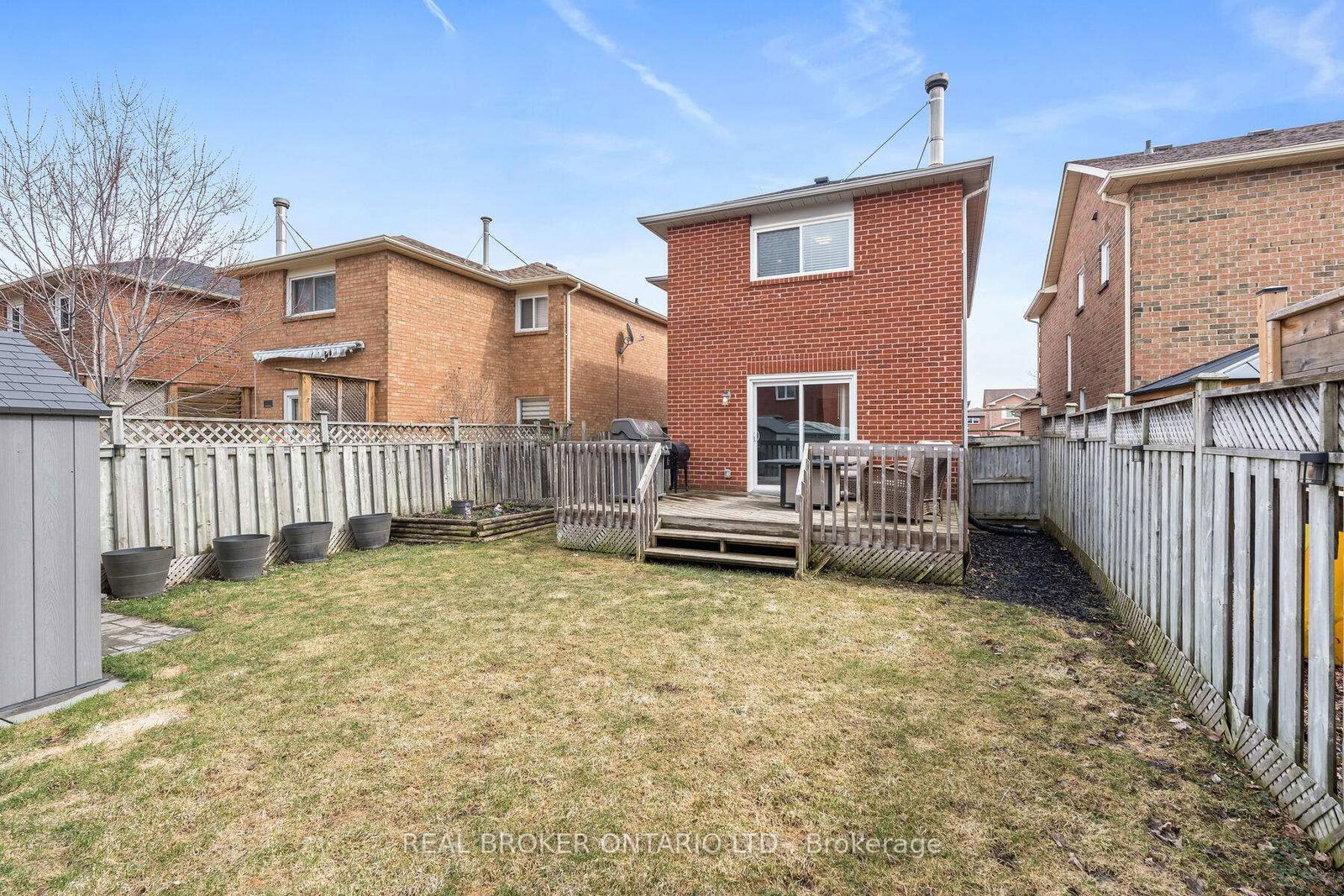 Detached House for sale at 15 Smith Drive, Halton Hills, Ontario, L7G 5K7 - Georgetown - MLS: W12943898