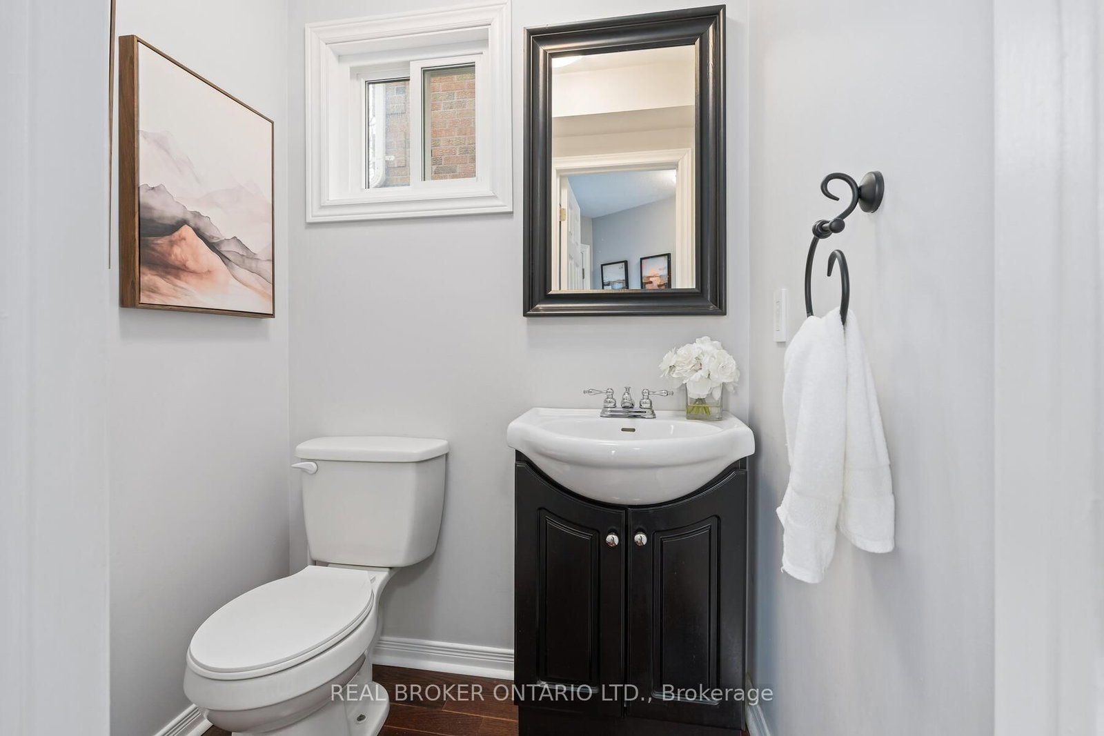 Detached House for sale at 15 Smith Drive, Halton Hills, Ontario, L7G 5K7 - Georgetown - MLS: W12943898