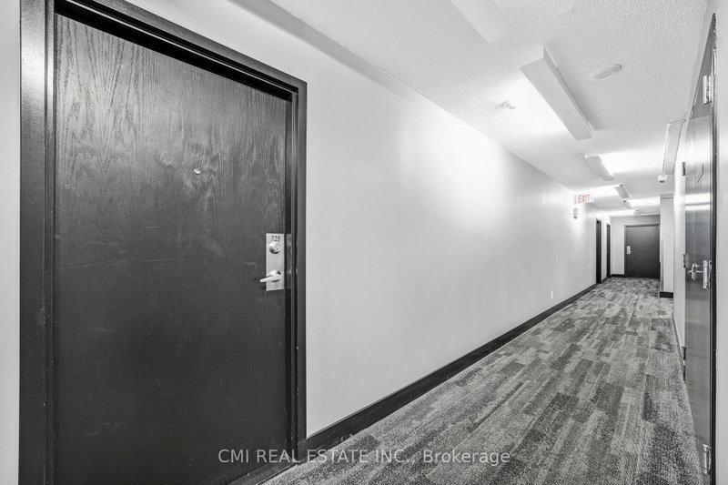 725 - 38 Joe Shuster Way