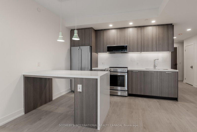 503 - 31 York Garden Way, Toronto, M6A 2V1 | Image 3