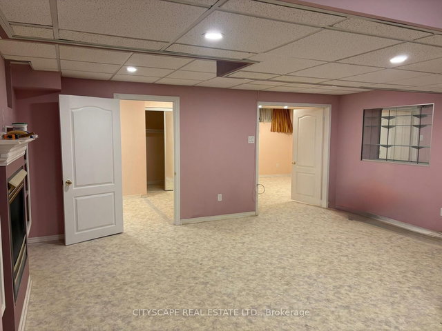 Bsmt - 6121 Maplegate Circle