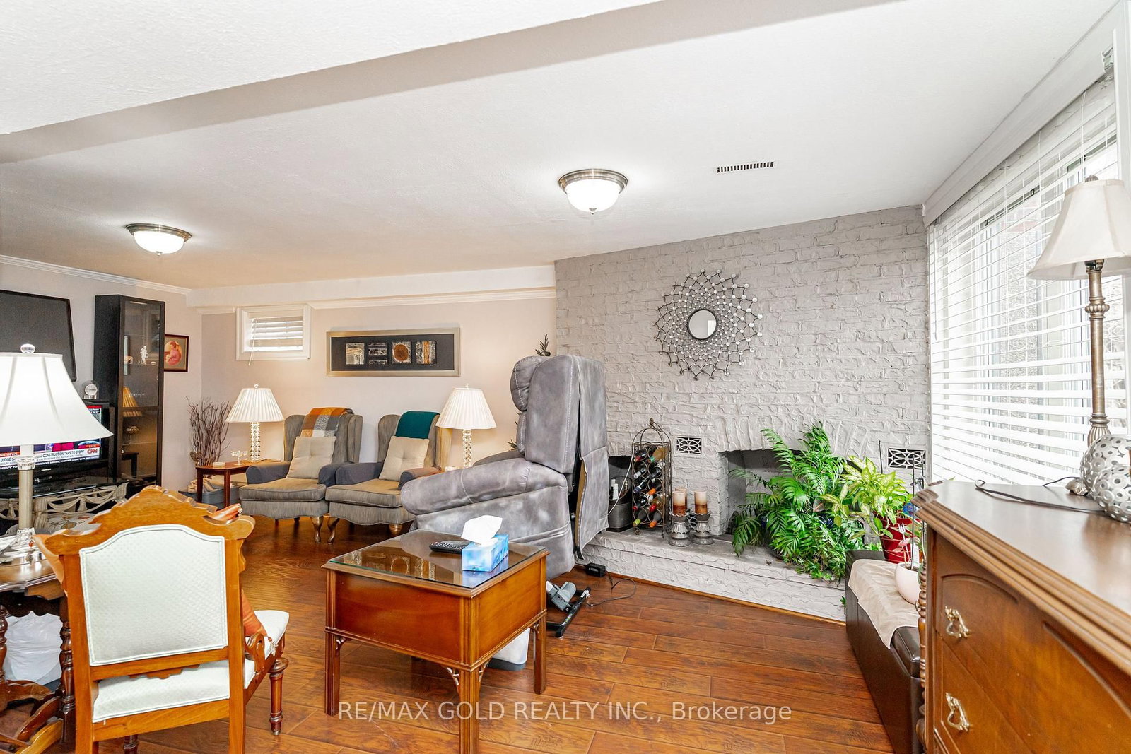 Detached House for sale at 23 Dunster Crescent, Brampton, Ontario, L6T 3J8 - Southgate - MLS: W12944126