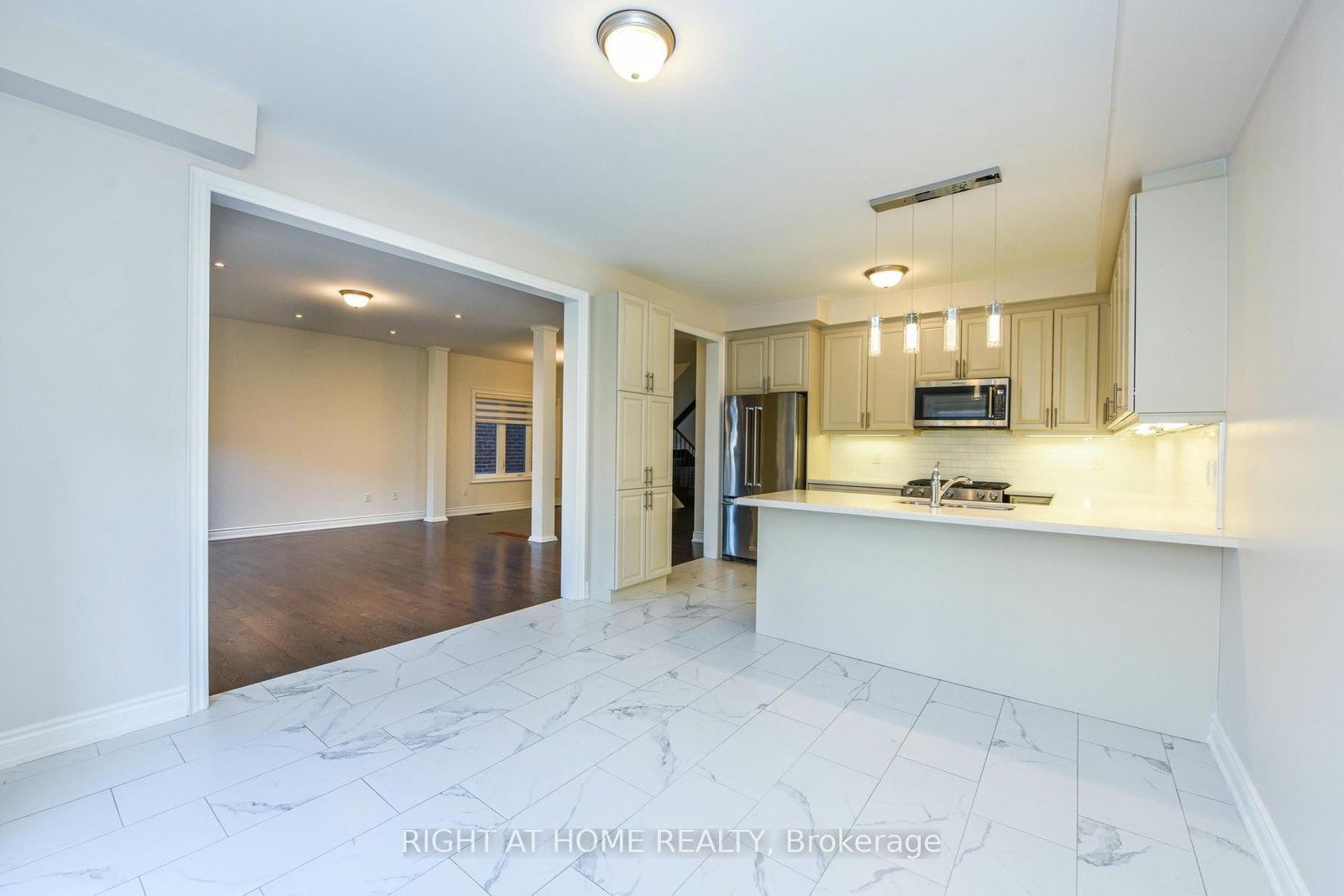 Detached House for sale at 3 Prairie Creek Crescent, Brampton, Ontario, L6Y 6C9 - Bram West - MLS: W12944130