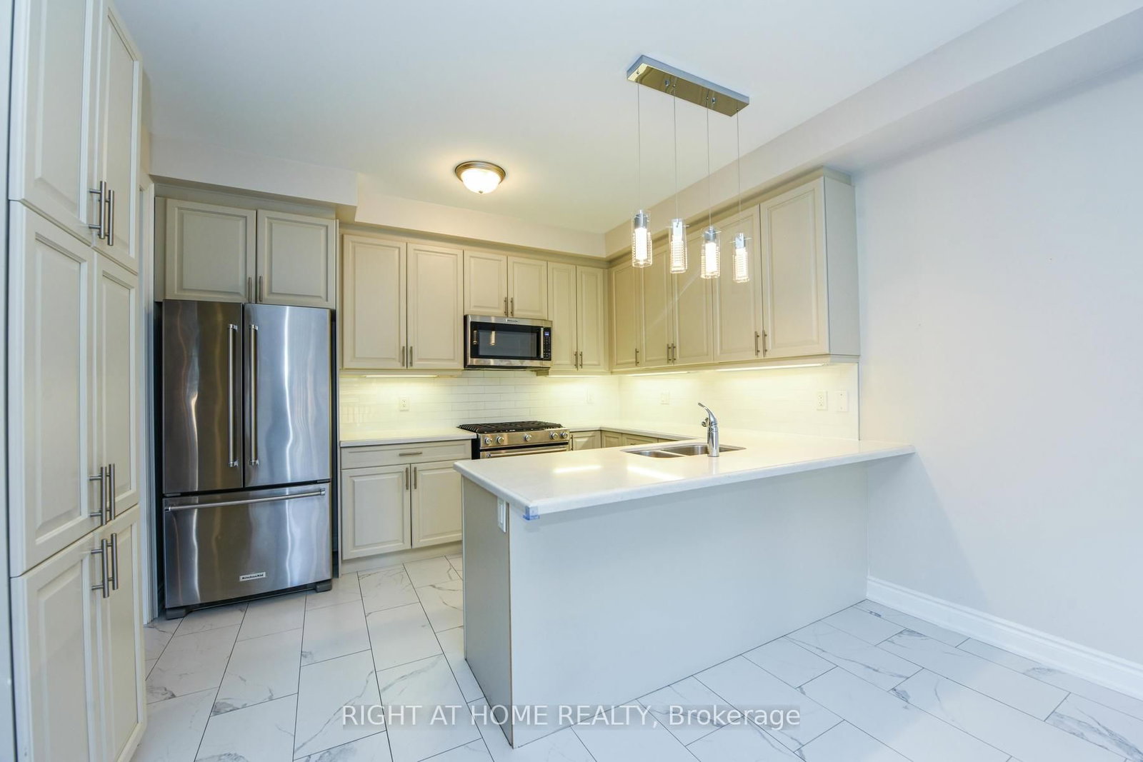 Detached House for sale at 3 Prairie Creek Crescent, Brampton, Ontario, L6Y 6C9 - Bram West - MLS: W12944130