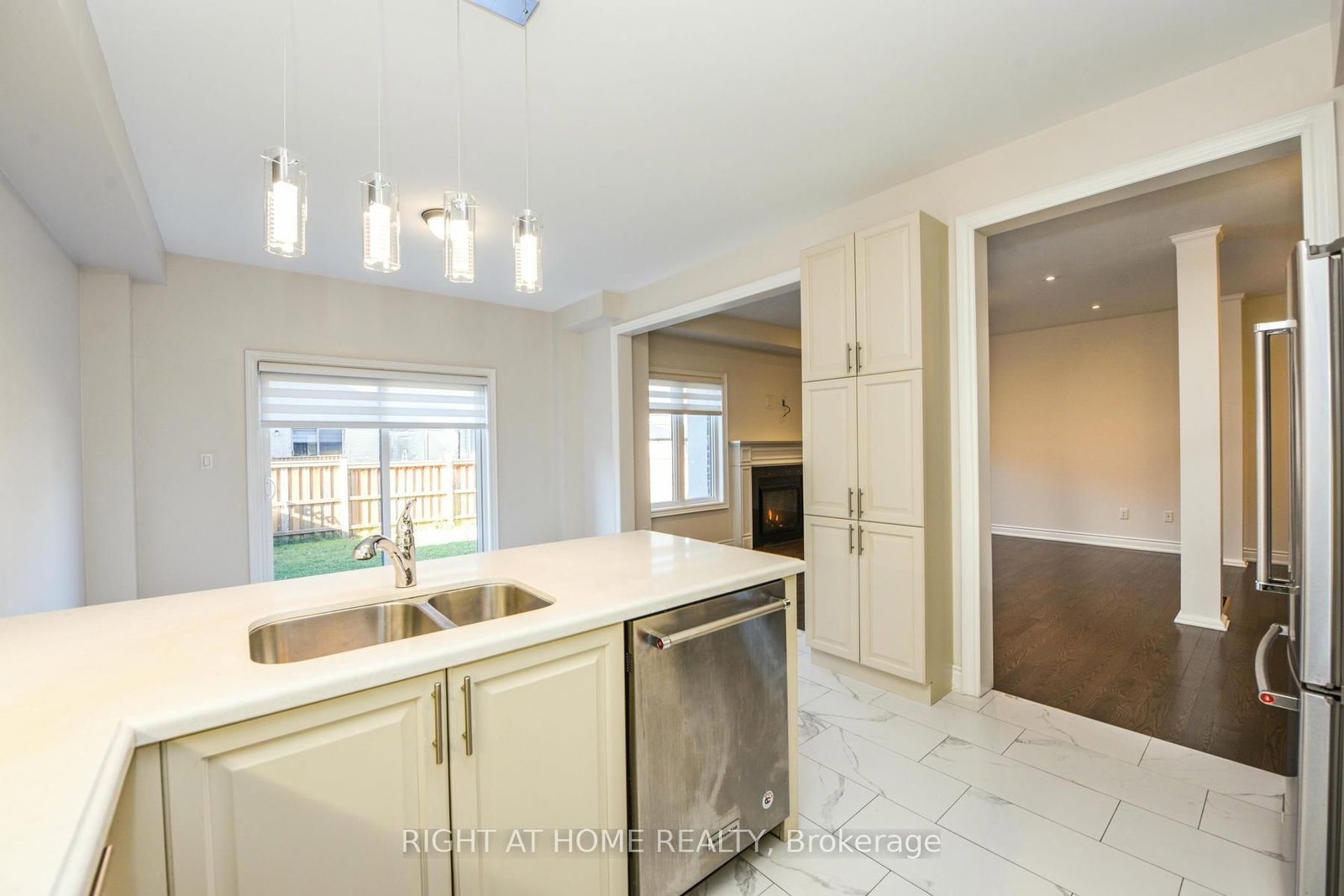 Detached House for sale at 3 Prairie Creek Crescent, Brampton, Ontario, L6Y 6C9 - Bram West - MLS: W12944130