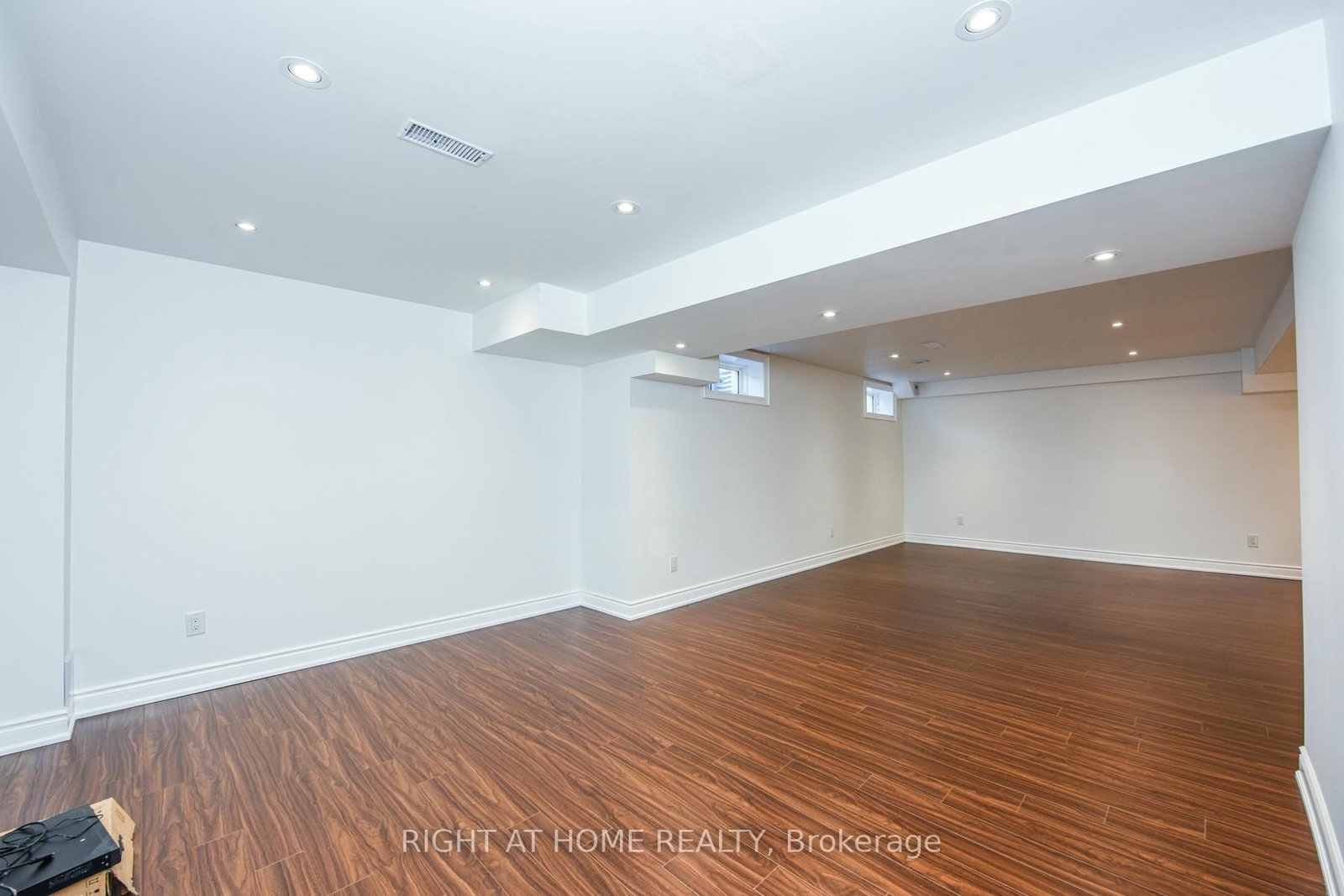 Detached House for sale at 3 Prairie Creek Crescent, Brampton, Ontario, L6Y 6C9 - Bram West - MLS: W12944130