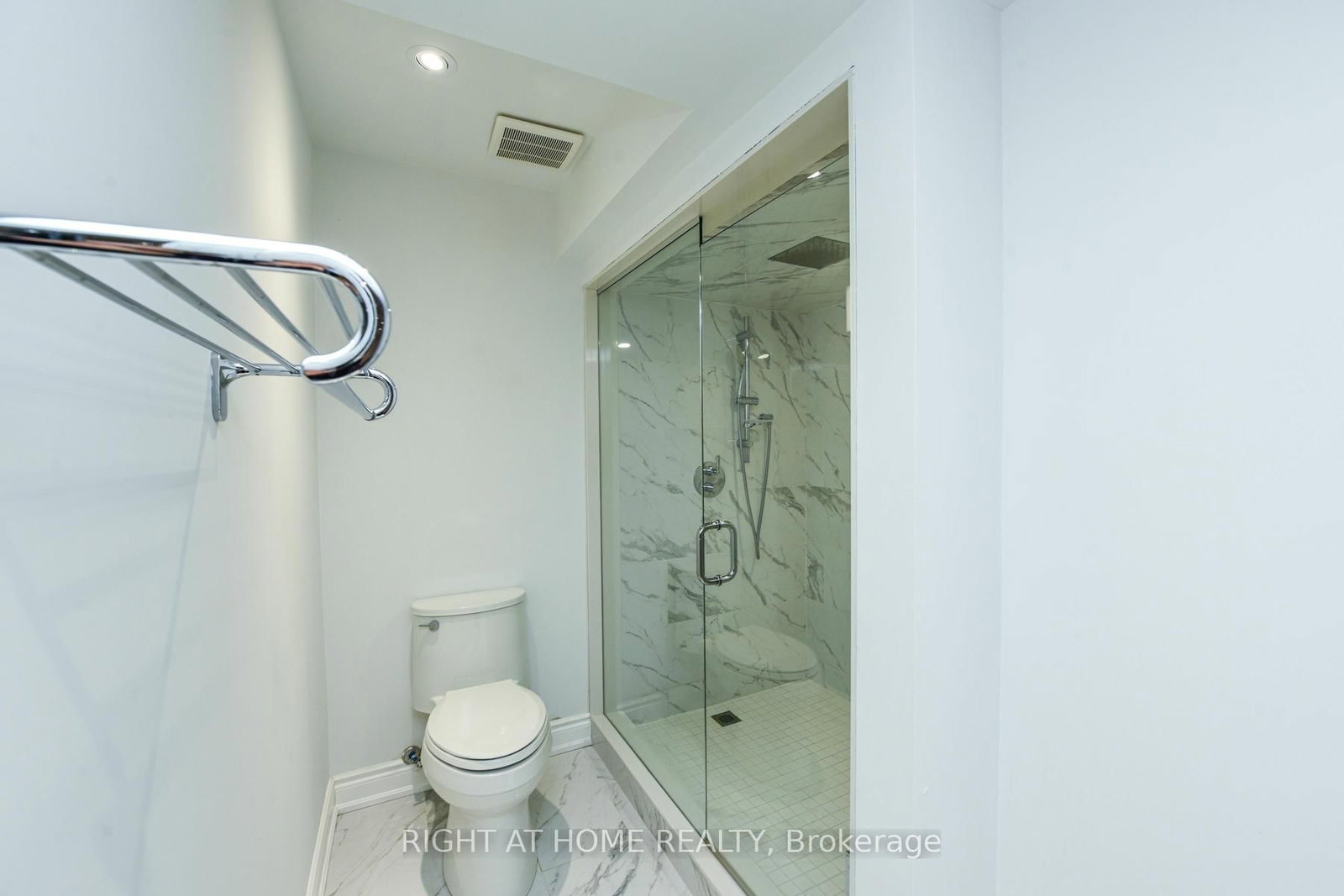 Detached House for sale at 3 Prairie Creek Crescent, Brampton, Ontario, L6Y 6C9 - Bram West - MLS: W12944130