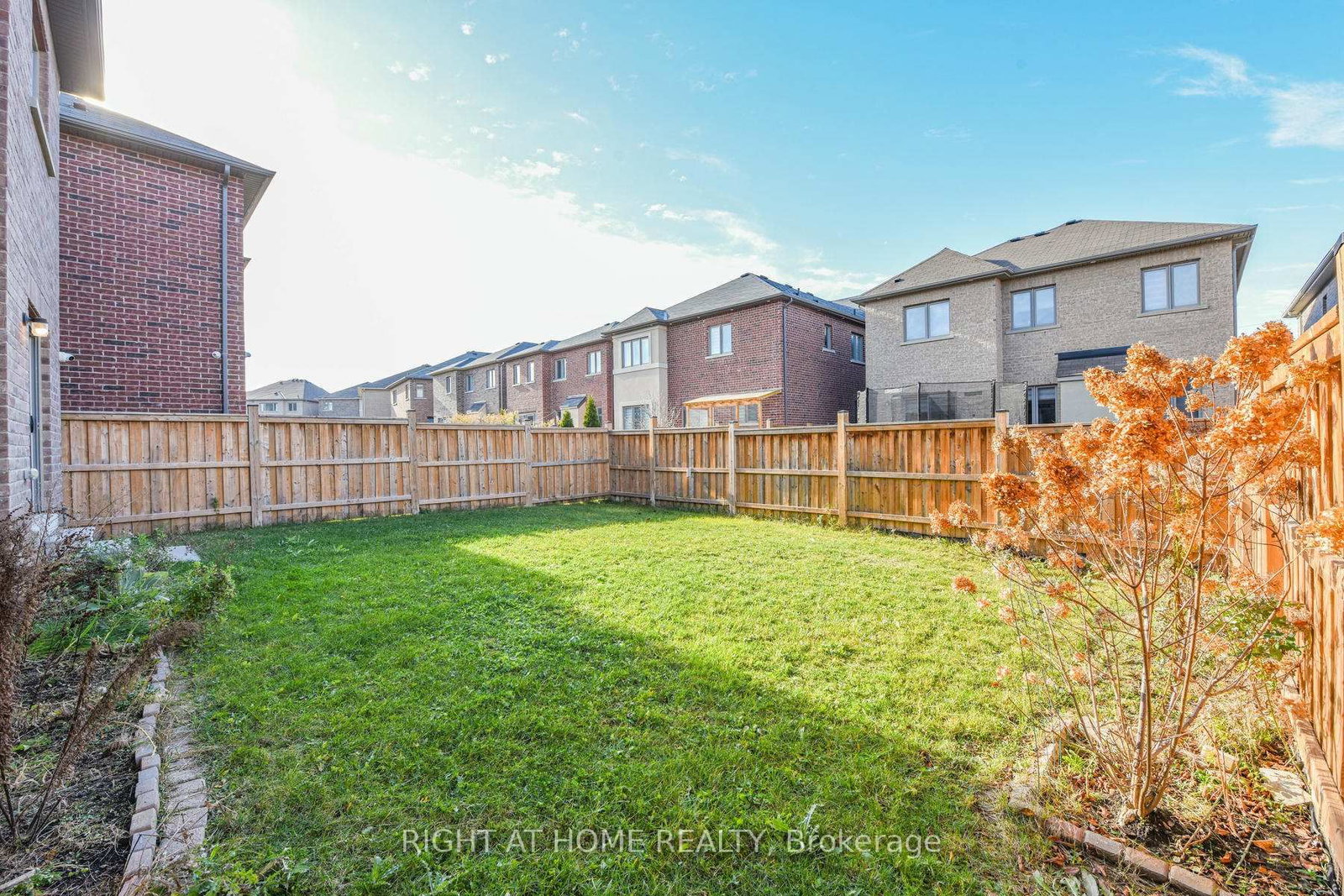 Detached House for sale at 3 Prairie Creek Crescent, Brampton, Ontario, L6Y 6C9 - Bram West - MLS: W12944130