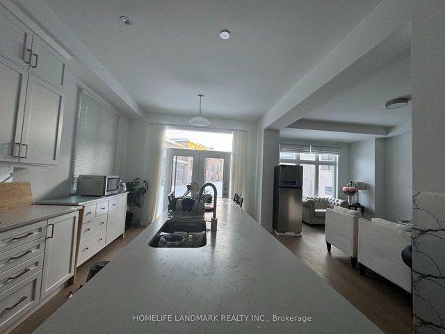 RM1 - 3036 William Cutmore Boulevard