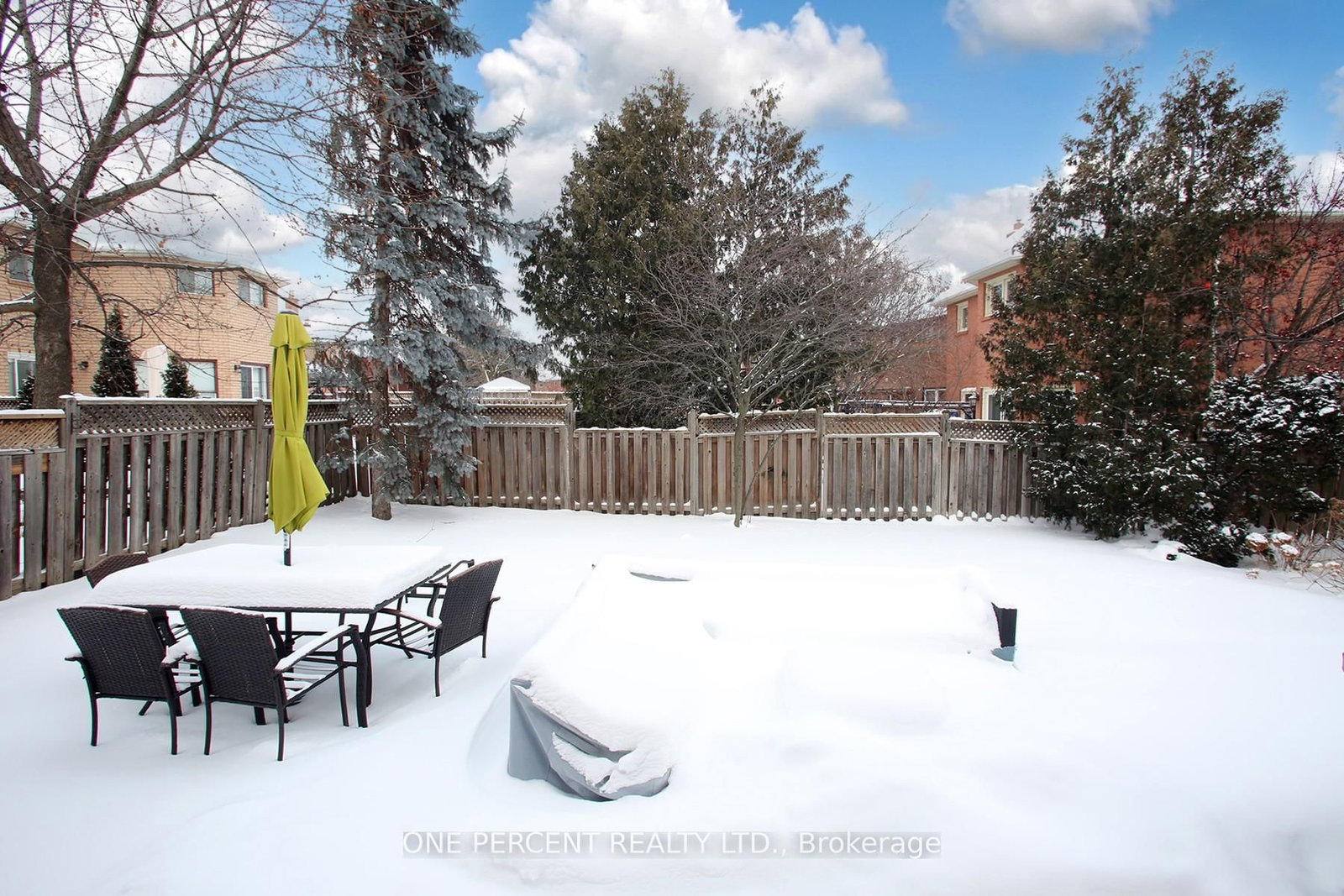 Detached House for sale at 5 Watson Road, Halton Hills, Ontario, L7G 5N8 - Georgetown - MLS: W12944334